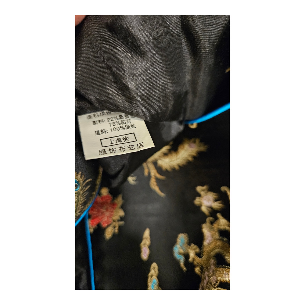 Small Embroidered Long Sleeve Button Up Jacket - Picture 5 of 9
